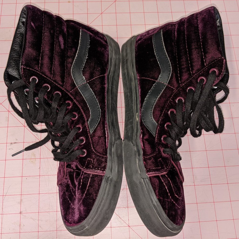 VANS PURPLE VELVET Men's Skate Shoes Size 9